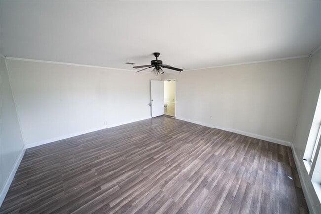Building Photo - 1610 La Joya St
