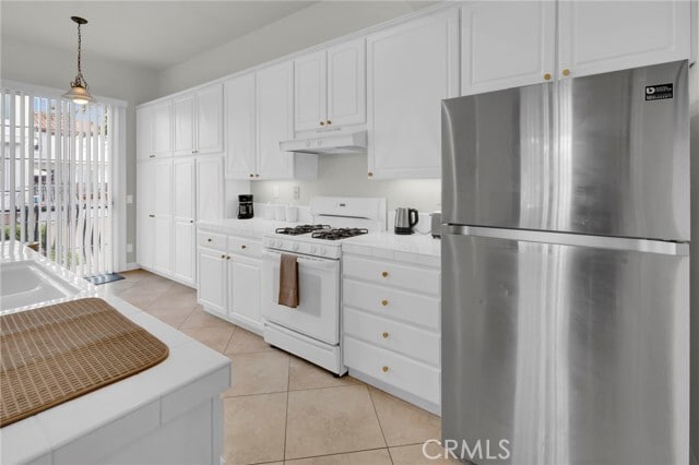 Building Photo - 2850 Ballesteros Ln