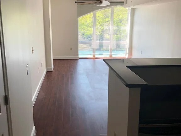 Building Photo - 11760 Sunrise Valley Dr