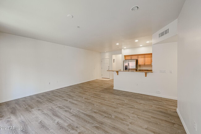 Building Photo - 20660 N 40th St