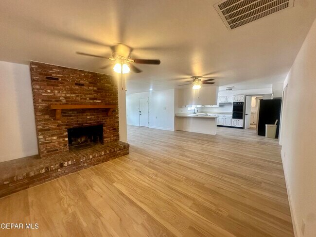 Building Photo - 4128 Perth Dr
