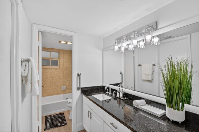 Building Photo - 1250 Sugar Sands Blvd