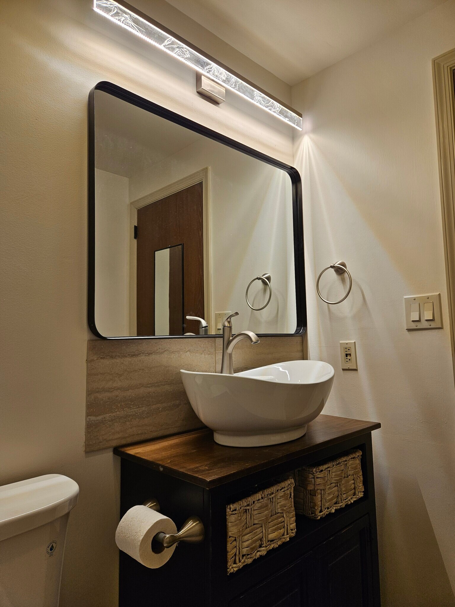 Full Bath - 3491 Horizon Dr