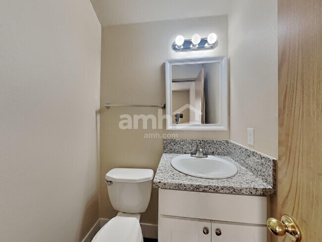 Building Photo - 16978 SW Steele Way