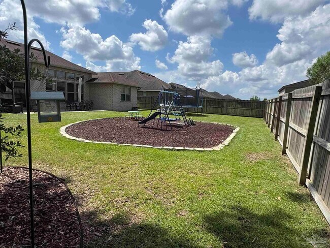 Building Photo - 9993 Boxelder Blvd
