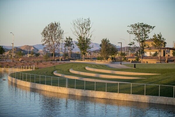 Building Photo - 3 BED 2.5 BATH 2 CAR GARAGE TOWNHOUSE W/ LOFT IN HENDERSON CADENCE COMMUNITY FEAT. COMMUNITY POOL!