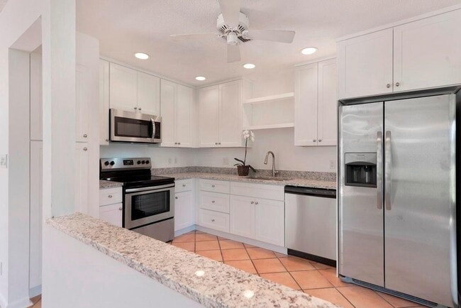 Building Photo - 5119 Minto Rd