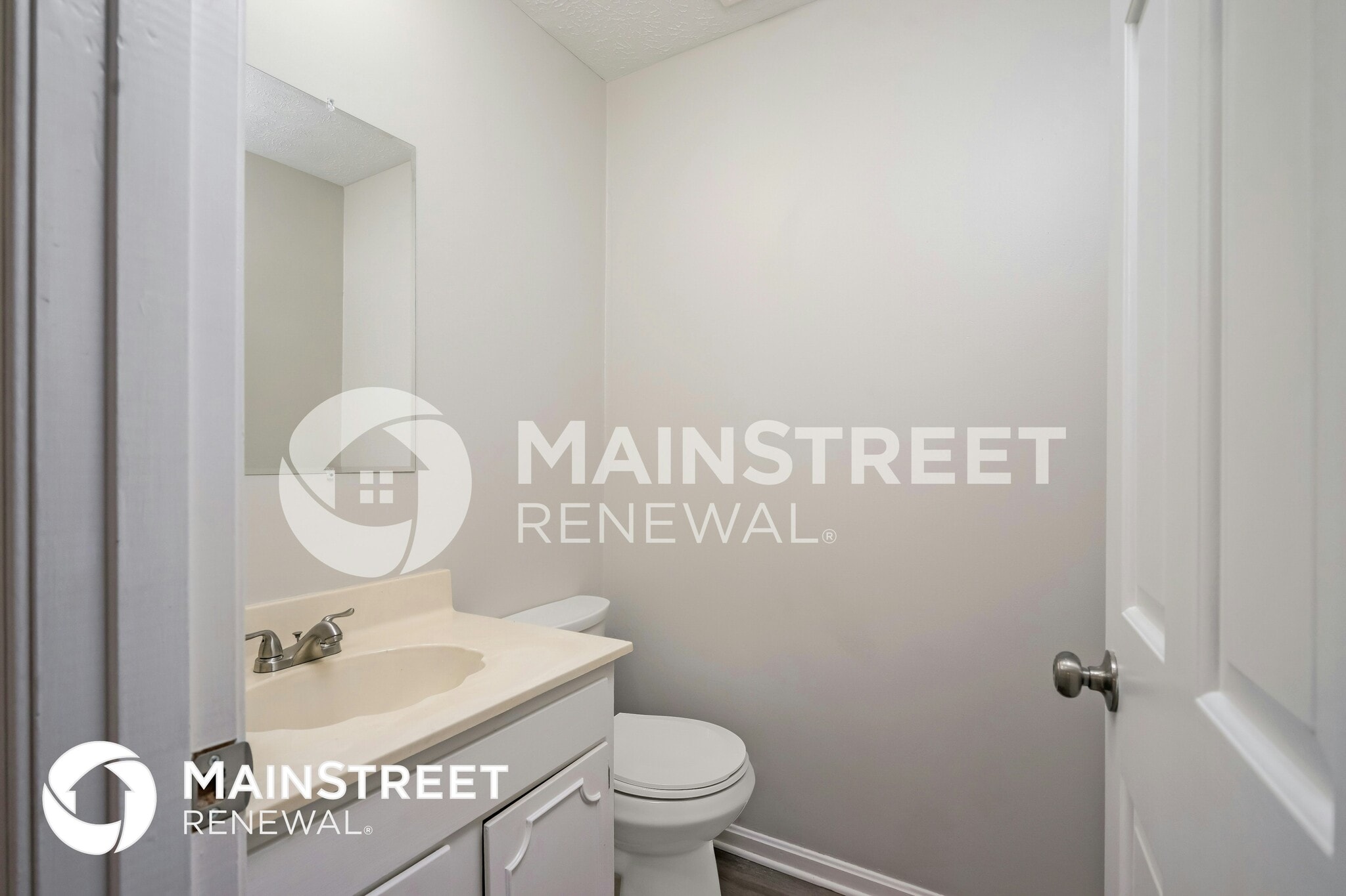 Building Photo - 9109 Lakeridge Dr