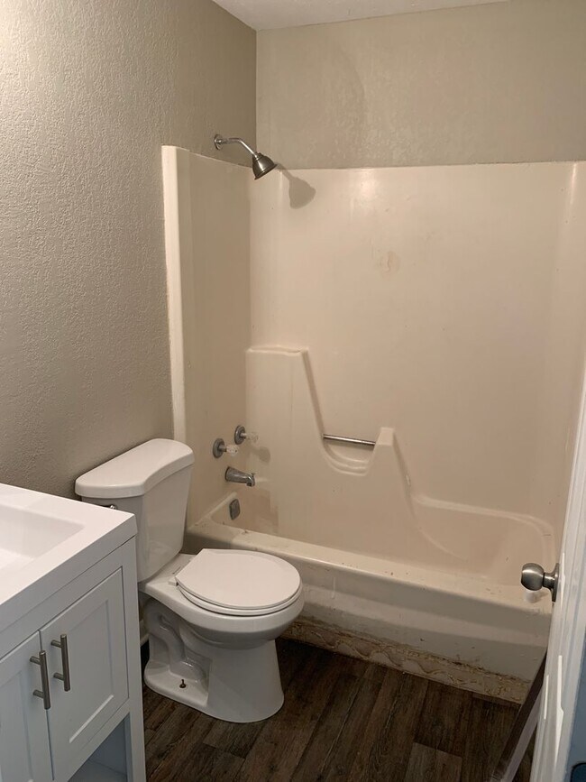 Building Photo - 4737 Javelin Dr