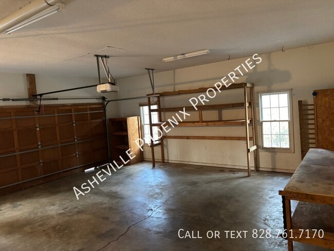 Building Photo - 22 Shackleford Dr