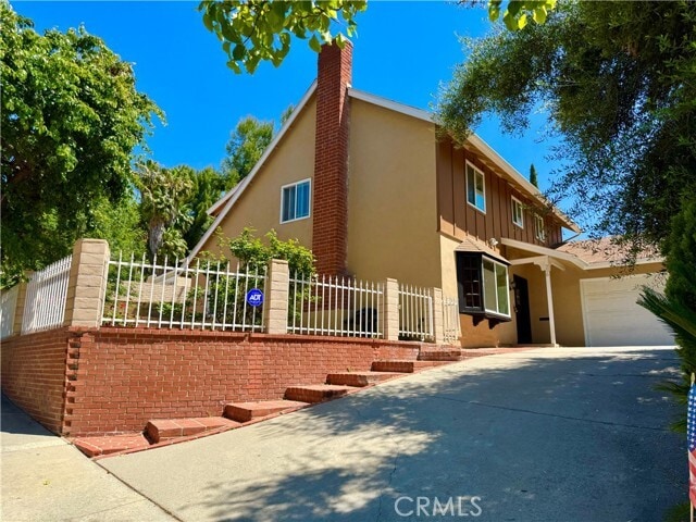 Building Photo - 306 N Del Sol Ln
