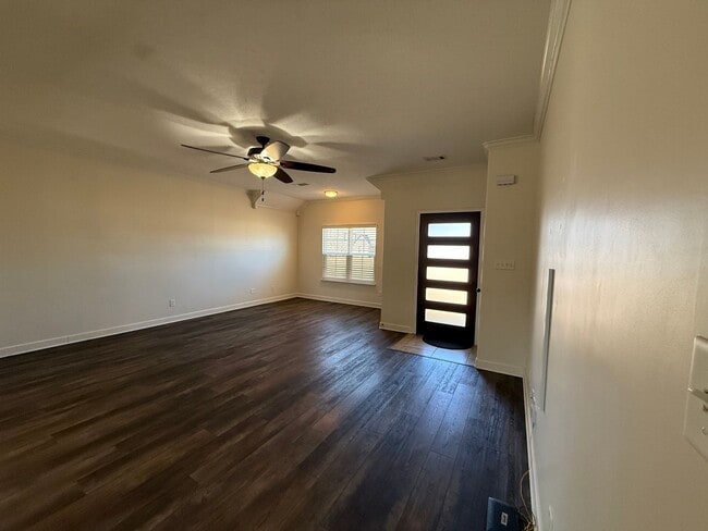 Building Photo - 3 Bdrm  2 Bath in Atoka