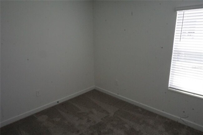 Building Photo - 5704 Stephens Rd