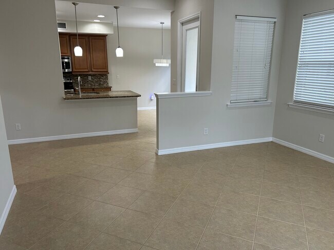 Building Photo - 7511 Oakshade Cir