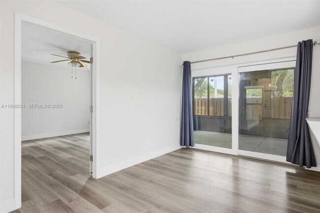 Building Photo - 12153 SW 49th Ct