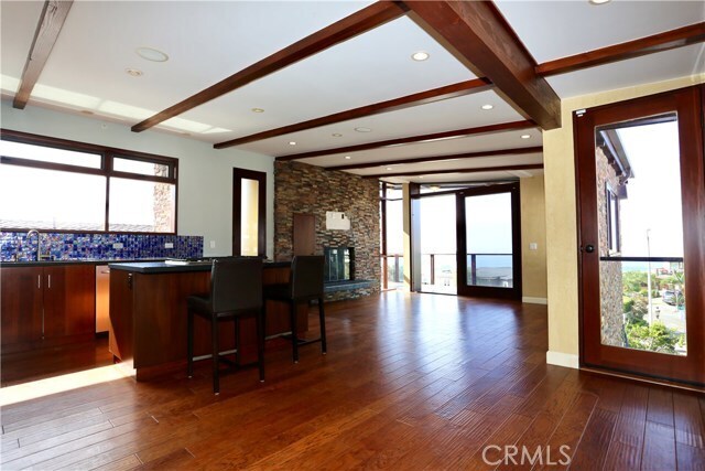 Building Photo - 2753 Solana Way