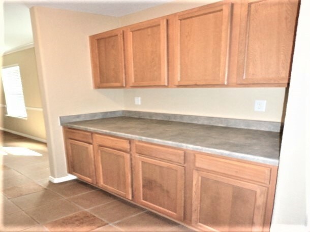 Building Photo - 9302 Longmire Ter