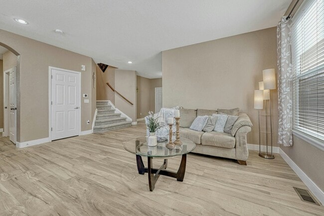 Building Photo - 3617 Craftsbury Dr