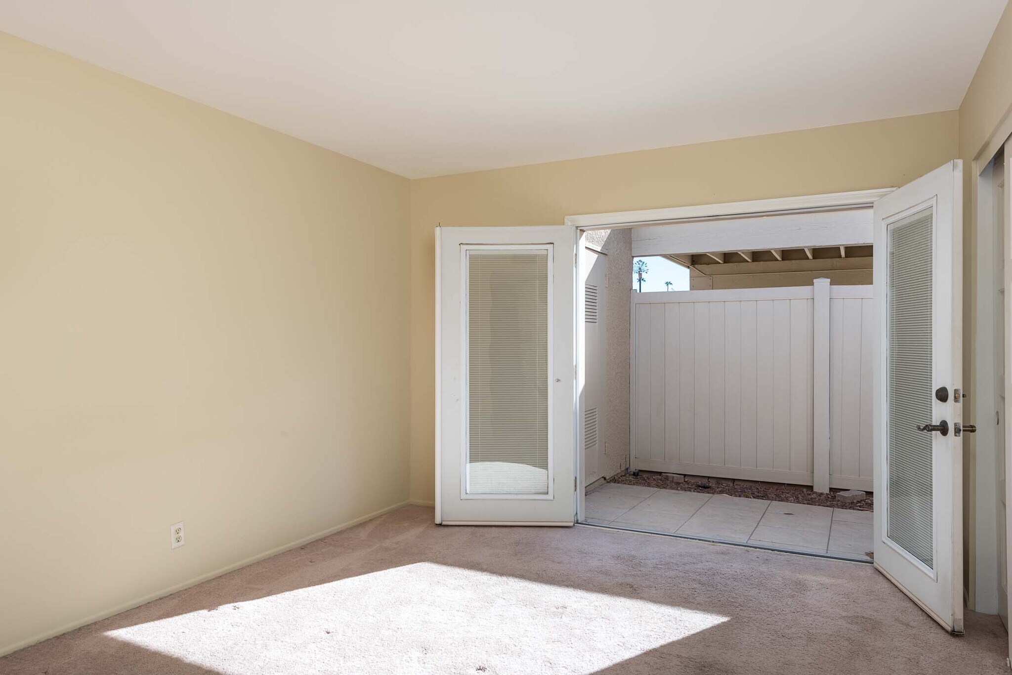 Building Photo - 69725 Encanto Ct