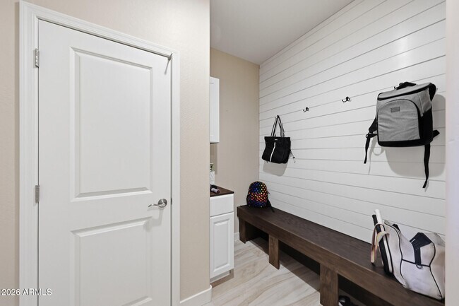 Building Photo - 12644 W Nogales Dr