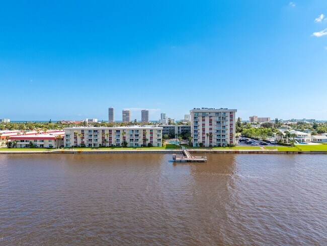 Building Photo - Riverfront 1-Bedroom Condo with Intracoastal Views – Daytona Beach, FL