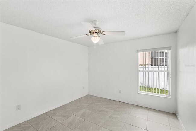 Building Photo - 12517 Pica St