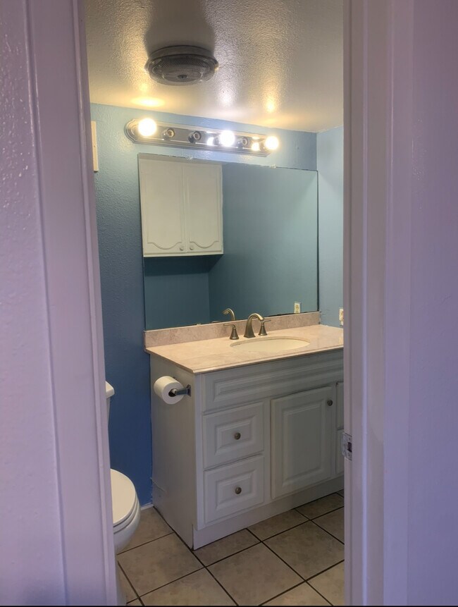 Building Photo - 675 Wooddale Blvd