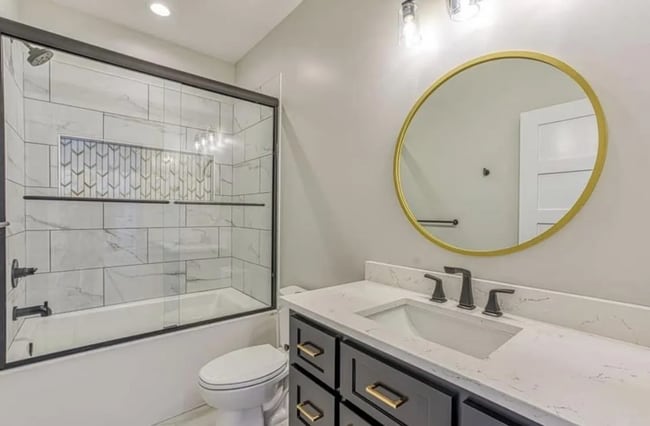 Building Photo - 3 bed 3 bath on the water! New build! Avai...