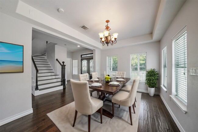 Building Photo - 1213 Wakefield Dr