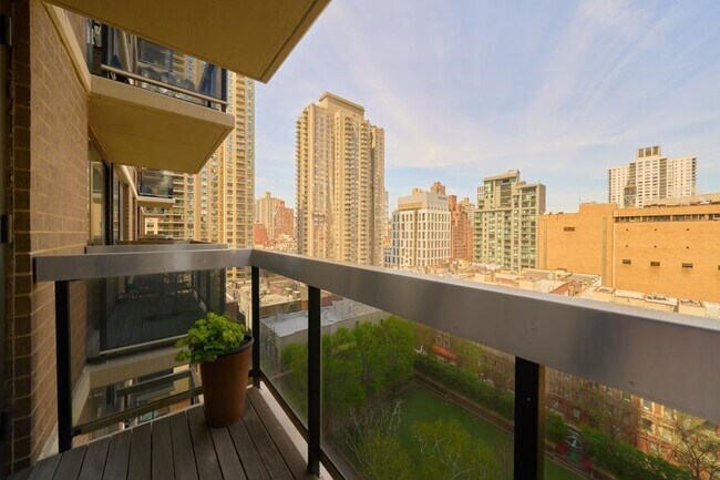 Building Photo - 1 bedroom in NEW YORK NY 10021