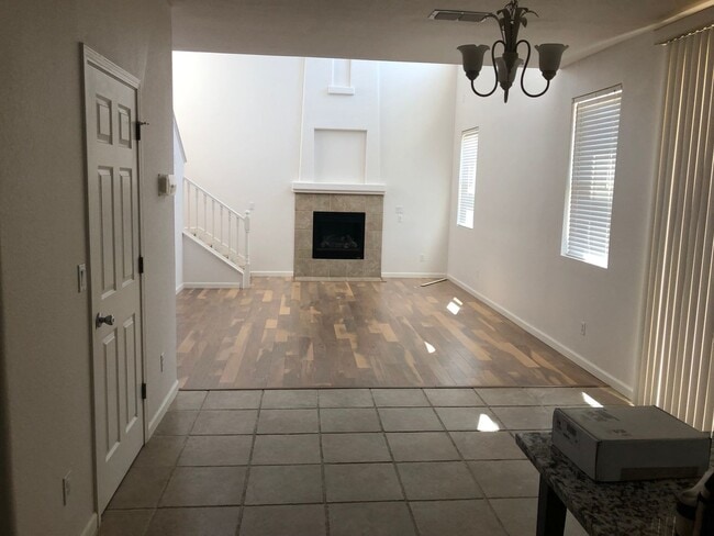 Building Photo - 1571 Thurman Way