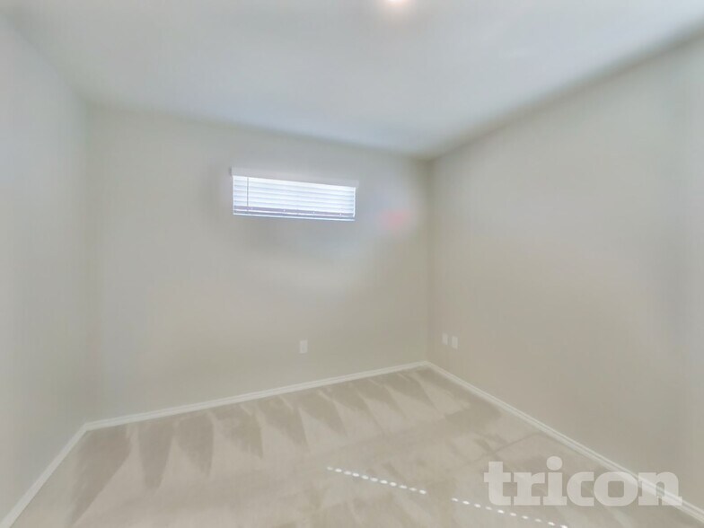 Building Photo - 3423 Stoney Bayou