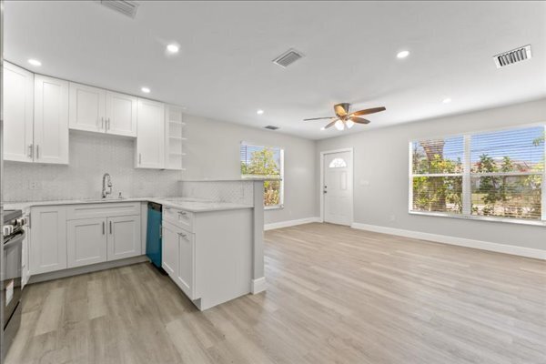 Building Photo - 2398 54th Terrace SW