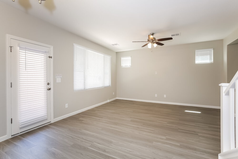 Building Photo - 10440 Yew Blossom Ave