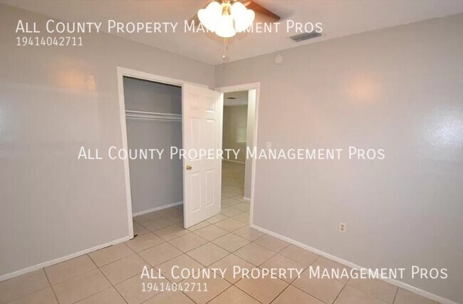 Building Photo - 616 20th Ave W