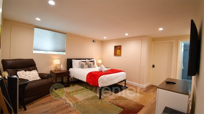 Building Photo - Point Loma |Endless Panoramic View of the Bay| Cul-de-sac