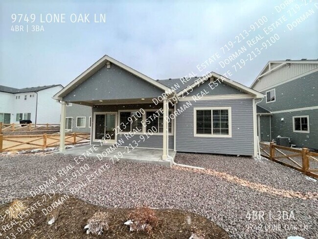Building Photo - 9749 Lone Oak Ln