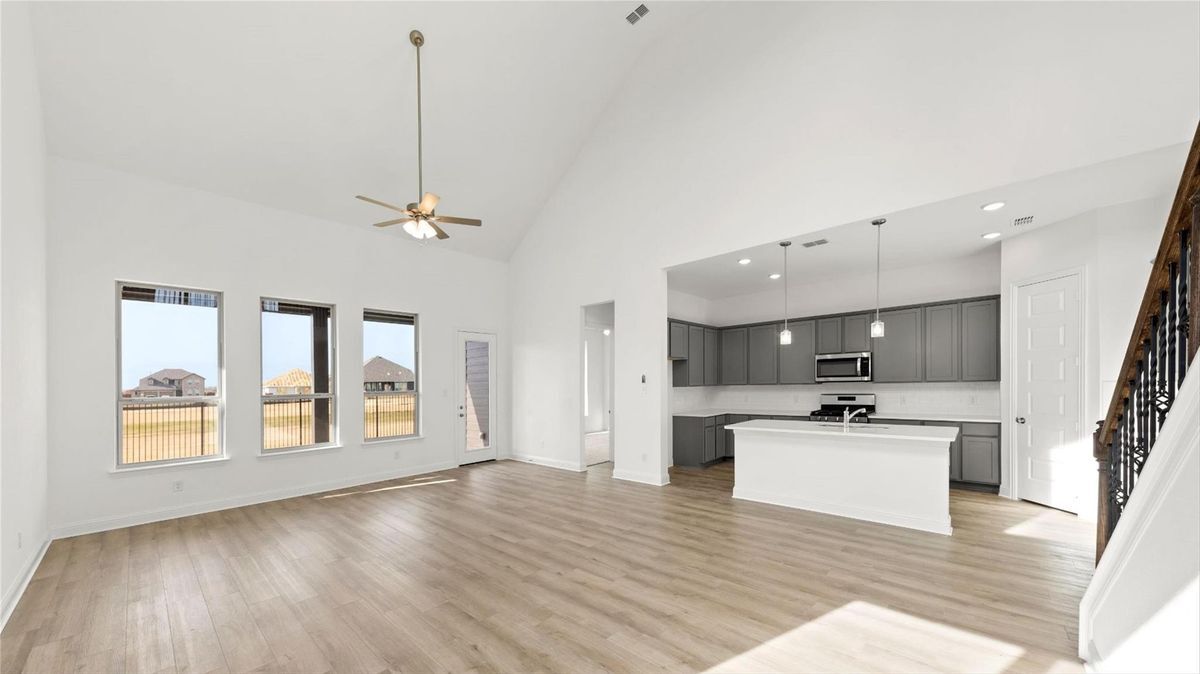 Building Photo - 2335 Sheppards Ln