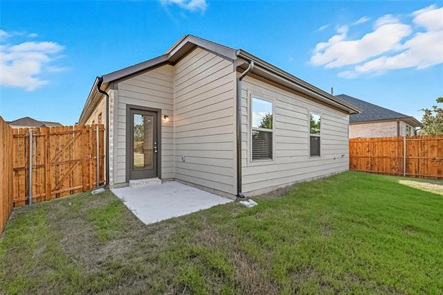 Building Photo - 908 Pne Bch Dr