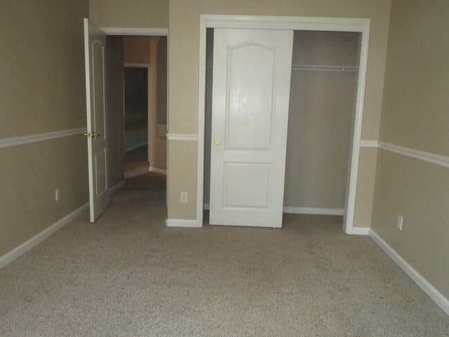 Building Photo - Semi-custom home at Buchanan Estates.
