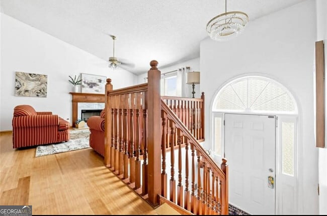 Building Photo - 3049 Heathgate Ct