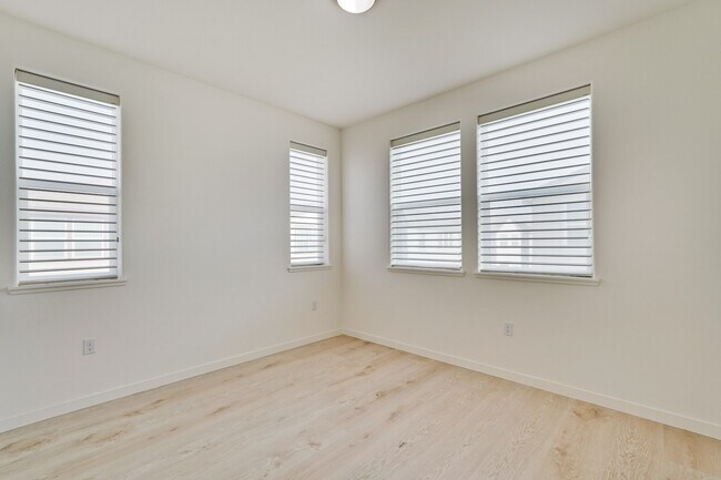 Building Photo - 2284 Solace Loop