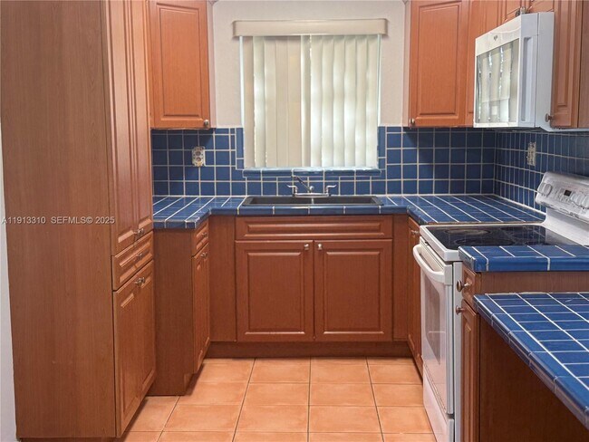 Building Photo - 10371 SW 201st Terrace