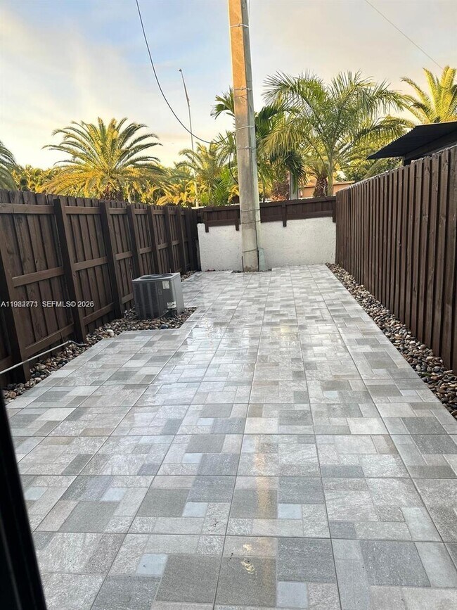 Building Photo - 13215 SW 57th Terrace