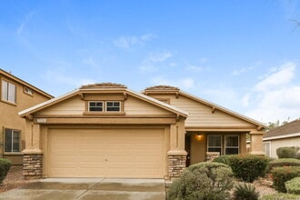 Building Photo - 7238 S 40th Ln