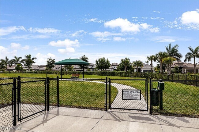 Building Photo - 12041 Canal Grande Dr