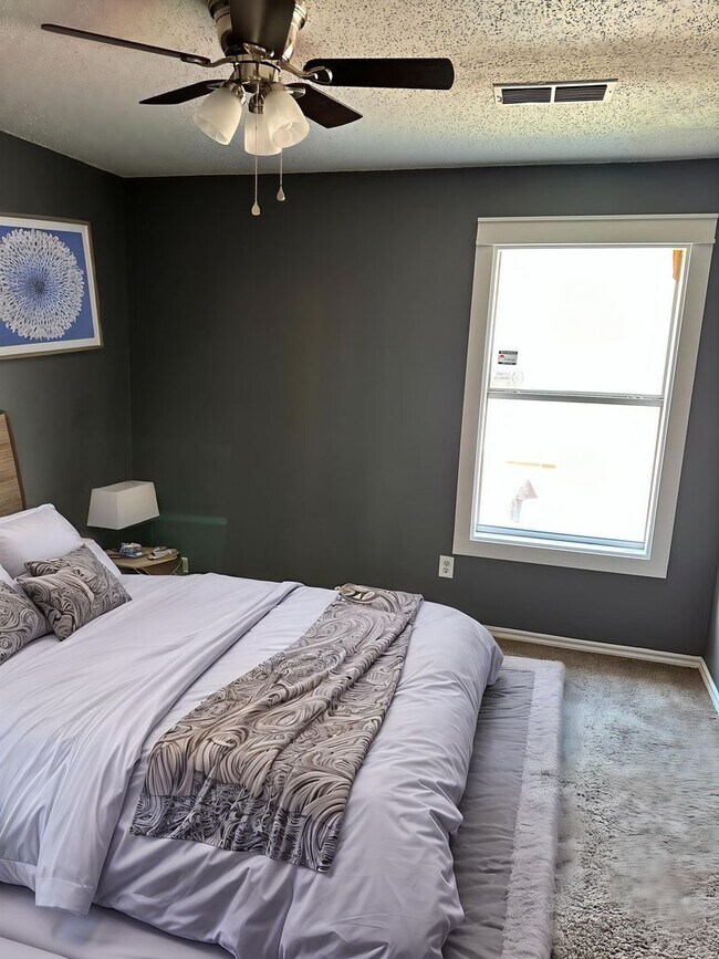 Building Photo - SPACIOUS REMODELED HOME NEAR MAJOR ARLINGT...