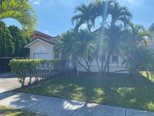 Building Photo - 14503 SW 158th Ct