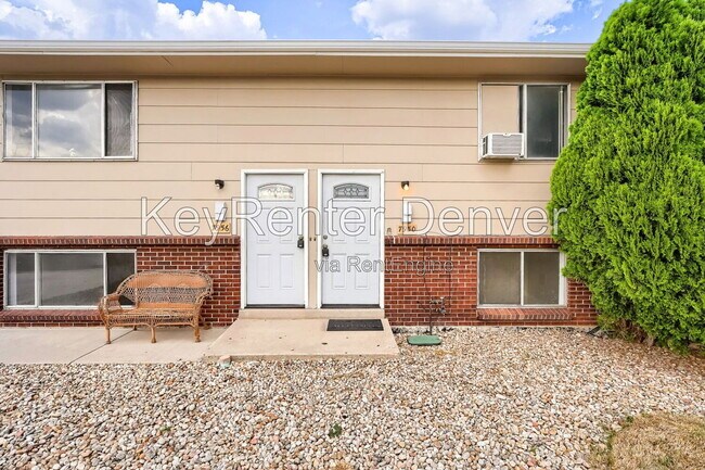Building Photo - 7950 Patricia Dr