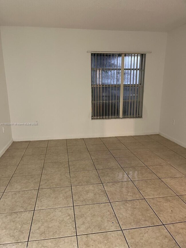 Building Photo - 17500 NW 68th Ave